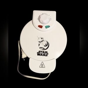 Star Wars BB-8 Droid Waffle Maker